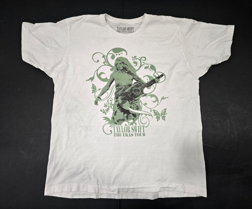 Taylor Swift Debut Eras T-shirt 2023 Men's Large